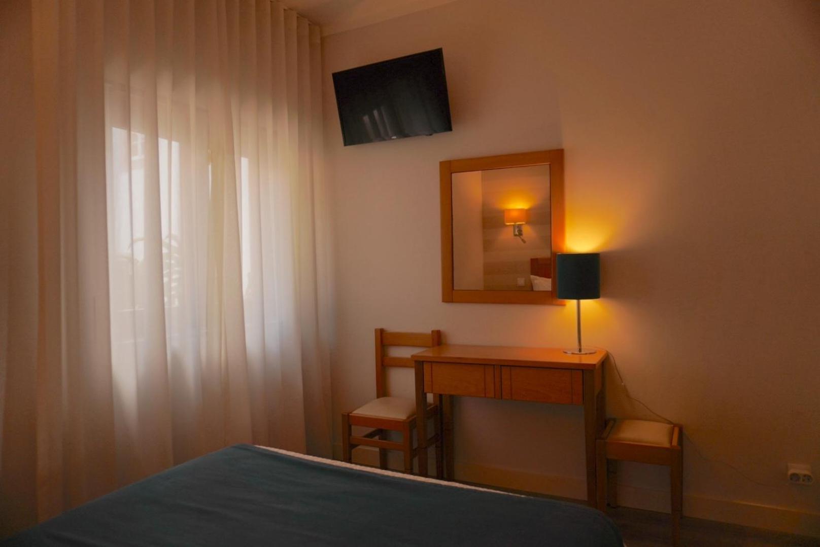 Hotel Dom Lourenco Areia Branca Exterior foto